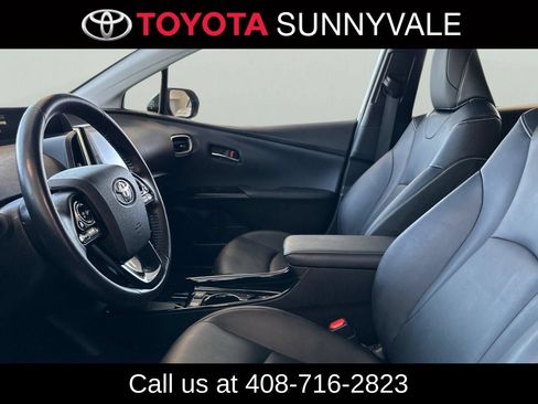 Used 2021 Toyota Prius Prime XLE FWD image 14