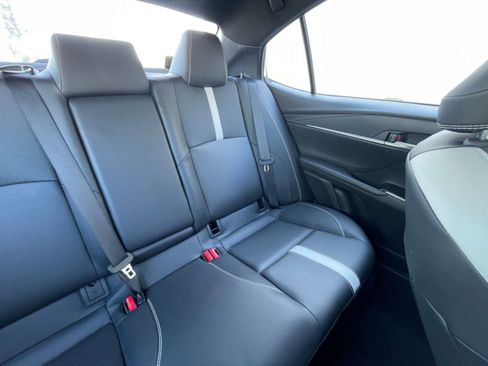 Used 2025 Toyota Camry SE image 37