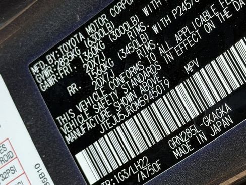 Used 2021 Toyota 4Runner Nightshade image 10