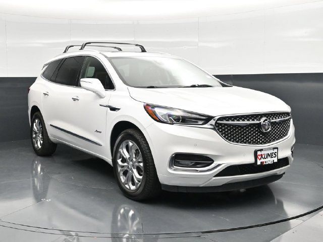Used 2020 Buick Enclave Avenir w/ Avenir Technology Package AWD/4WD image 6
