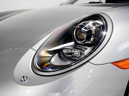 Used 2013 Porsche 911 Carrera 4S image 30