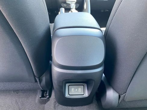 New 2026 Hyundai Elantra SE FWD image 28
