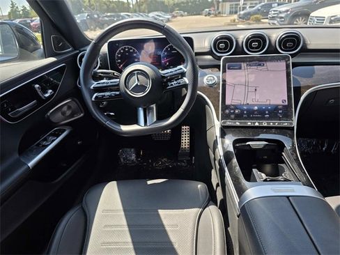 Used 2024 Mercedes-Benz C 300 4MATIC Sedan image 4