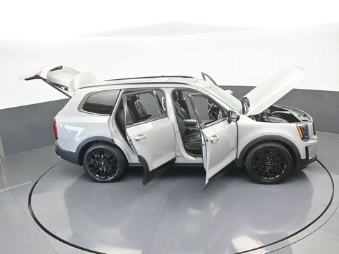 Used 2022 Kia Telluride SX w/ SX Prestige Package image 78