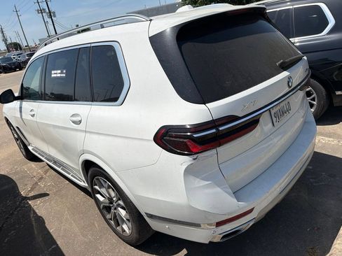 Used 2026 BMW X7 xDrive40i AWD/4WD image 4