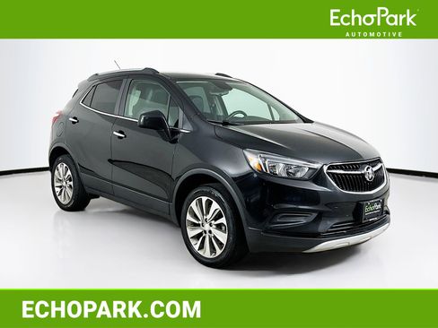 Used 2020 Buick Encore Preferred image 1
