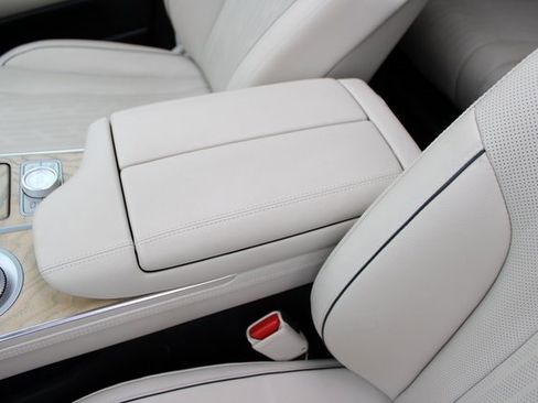 Used 2022 Genesis GV80 3.5T w/ Advanced Package 06 image 33