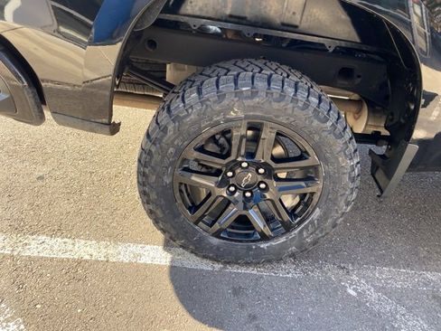 Used 2021 Chevrolet Silverado 1500 LT Trail Boss image 19