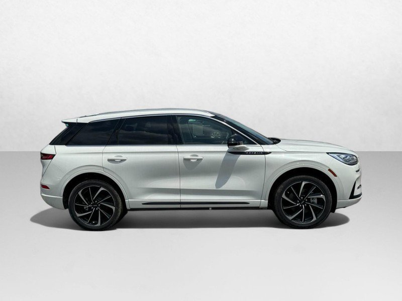New 2024 Lincoln Corsair Grand Touring w/ Equipment Group 301A AWD/4WD image 4
