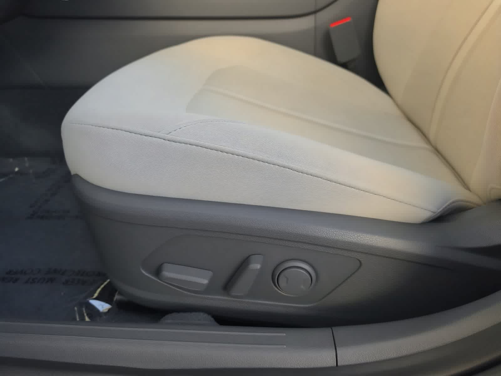 Used 2025 Hyundai Sonata SEL FWD image 28