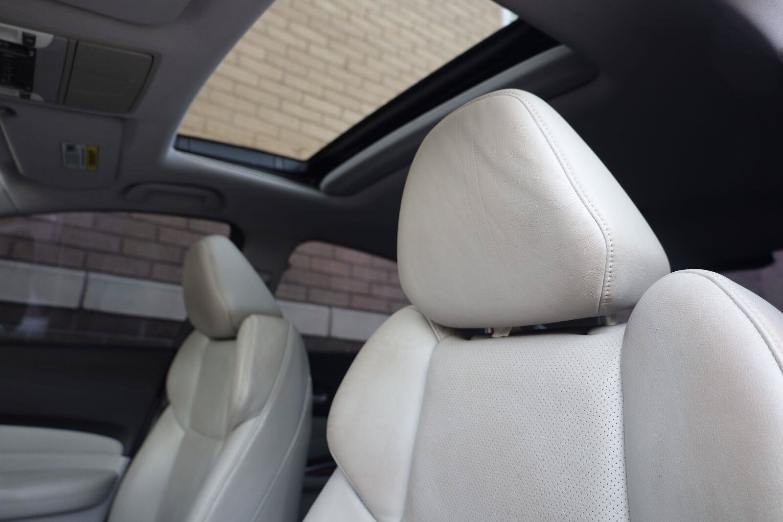 Used 2015 Acura TLX w/ Technology Package FWD image 18