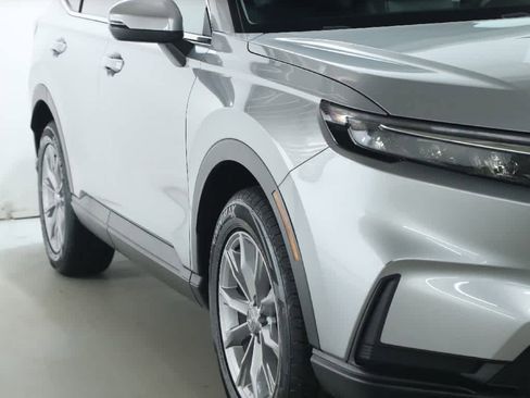 Used 2023 Honda CR-V EX image 8