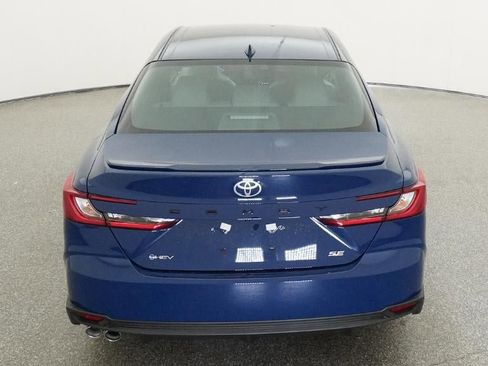 New 2026 Toyota Camry SE image 7