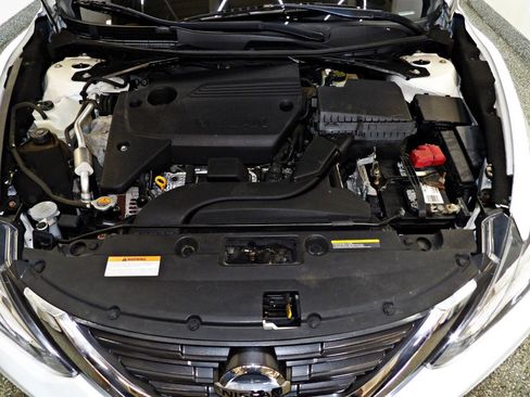 Used 2016 Nissan Altima 2.5 SL w/ Moonroof Package FWD image 23