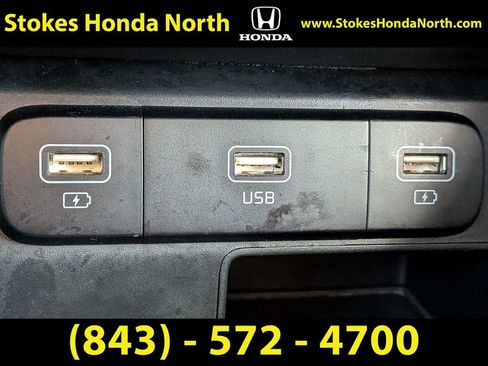 Used 2021 Kia Sorento S FWD image 24