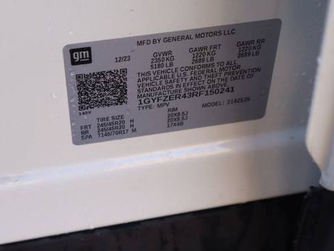 Used 2024 Cadillac XT4 Sport FWD image 30