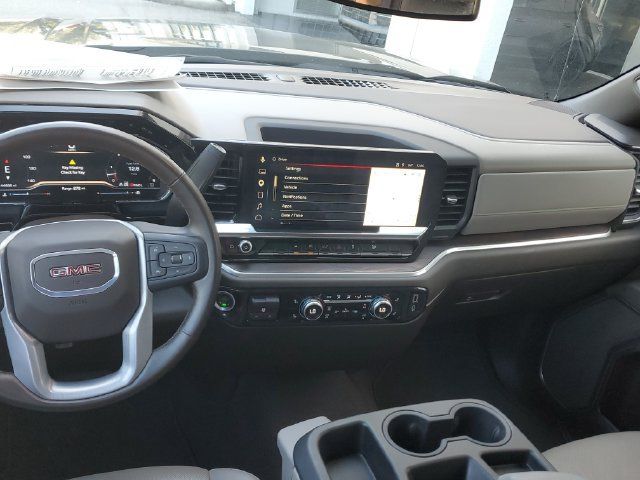 Used 2025 GMC Sierra 1500 SLT AWD/4WD image 15