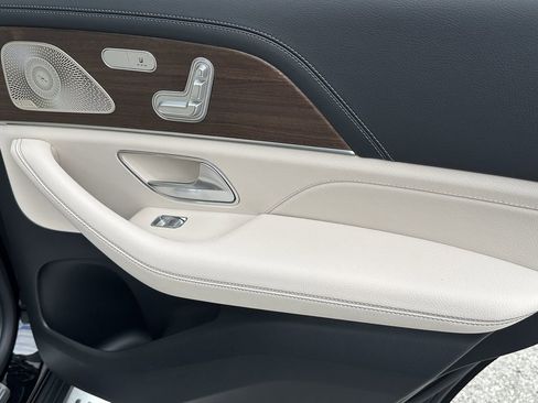 New 2026 Mercedes-Benz GLE 580 4MATIC image 19