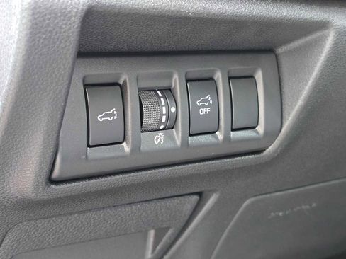 Used 2023 Subaru Outback Touring XT AWD/4WD image 25