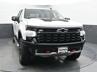 Used 2024 Chevrolet Silverado 1500 ZR2 w/ Technology Package