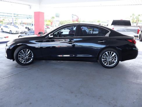Used 2018 INFINITI Q50 Luxe RWD image 10