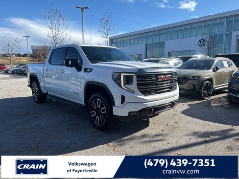 Used 2022 GMC Sierra 1500 AT4 w/ AT4 Premium Package image 1