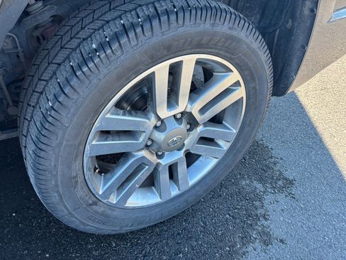 Used 2011 Toyota 4Runner Limited image 5