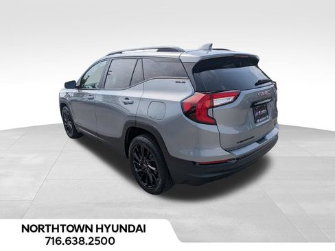 Used 2023 GMC Terrain SLE w/ Driver Convenience Package AWD/4WD image 3
