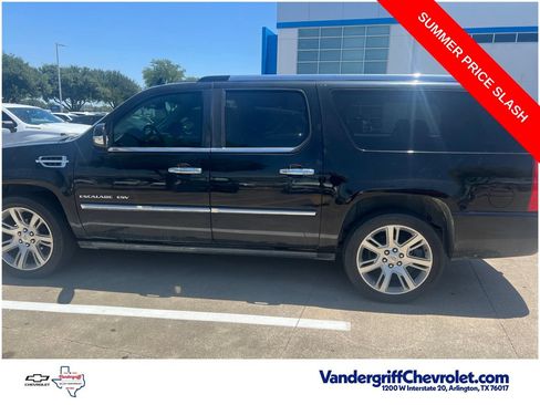Used 2010 Cadillac Escalade ESV Premium RWD image 14