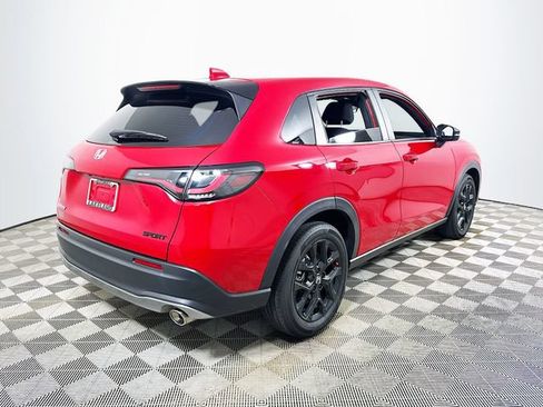 Used 2025 Honda HR-V Sport image 3