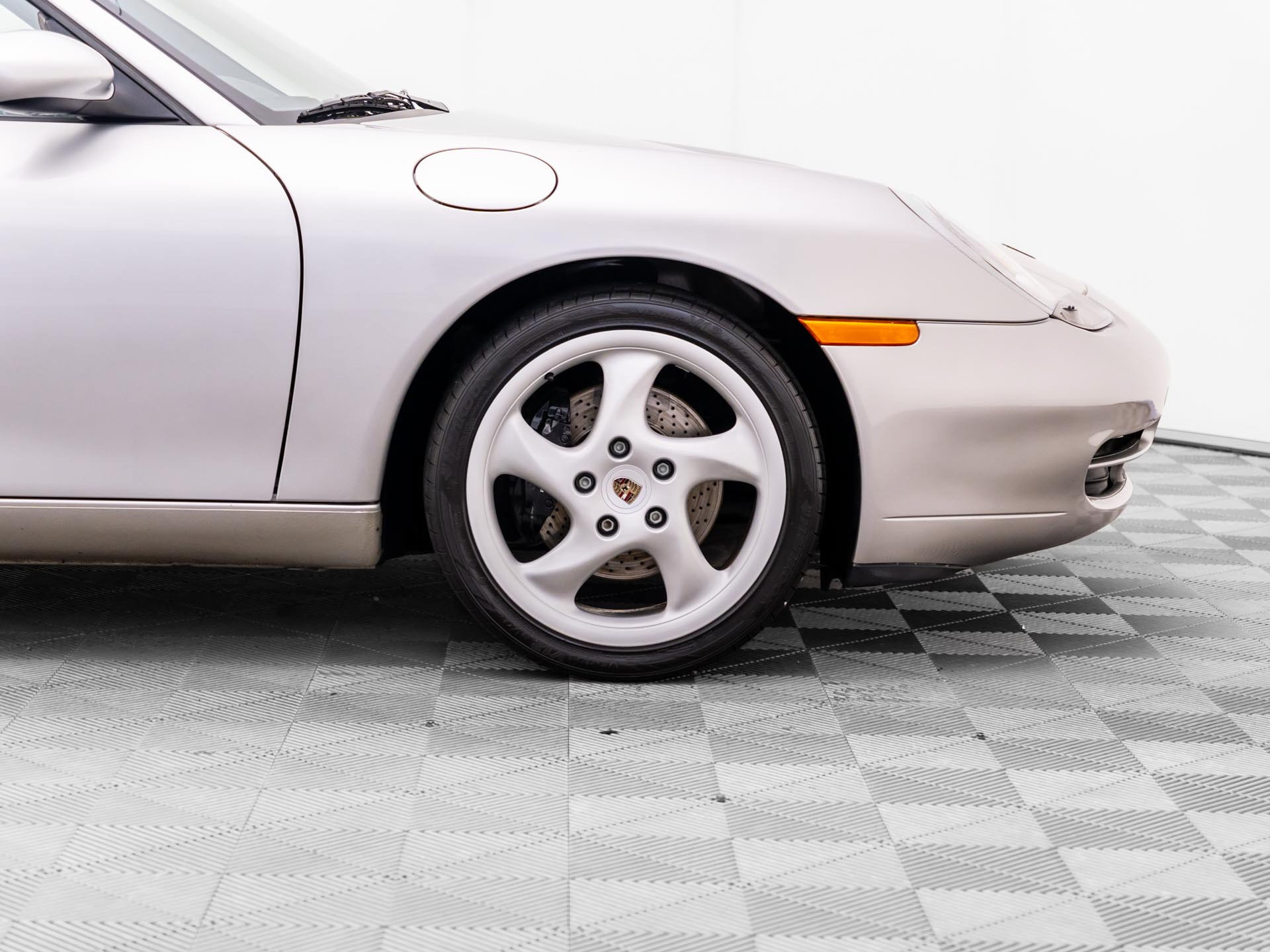 Used 2000 Porsche 911 Carrera RWD image 28