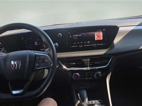 Used 2025 Buick Encore GX Sport Touring image 24