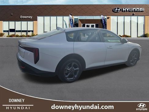 Used 2025 Kia K4 FWD image 5