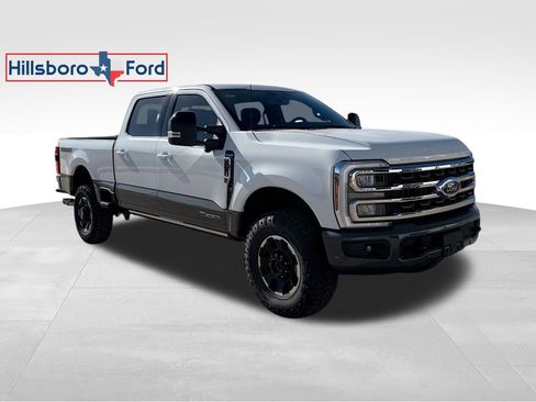 New 2026 Ford F250 King Ranch w/ Tremor Off-Road Package image 4