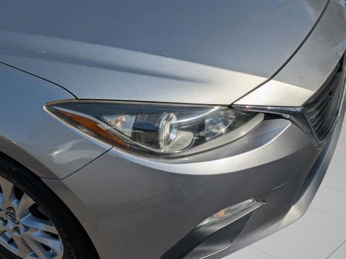 Used 2016 MAZDA MAZDA3 i Sport w/ Preferred Equipment Package image 11