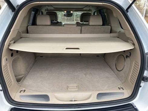 Used 2021 Jeep Grand Cherokee Overland w/ Protech Group AWD/4WD image 18