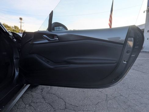 Used 2021 MAZDA MX-5 Miata RF Club RWD image 29