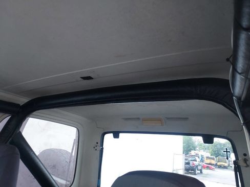 Used 1987 Jeep Wrangler Laredo image 17