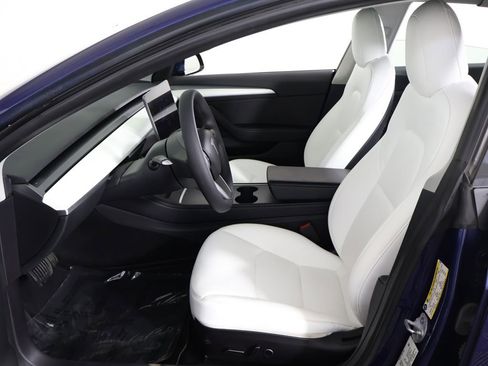 Used 2022 Tesla Model 3 Long Range AWD/4WD image 31