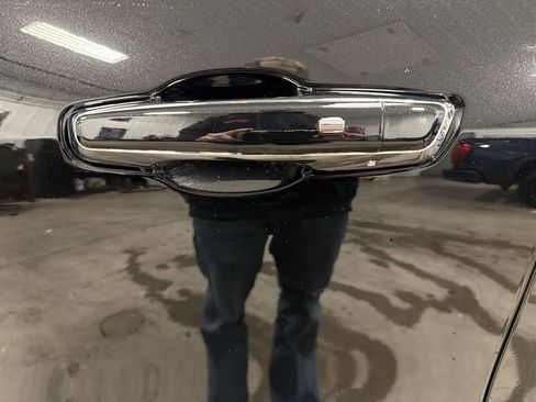 New 2026 Buick Enclave Avenir w/ Super Cruise Package image 13