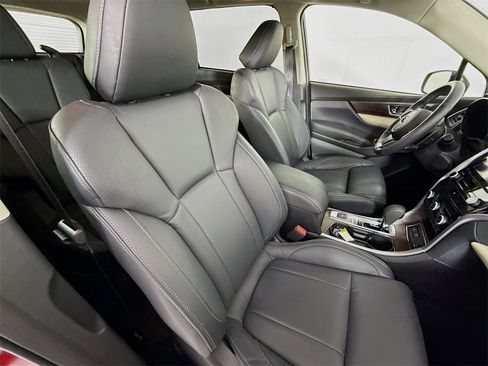 Used 2022 Subaru Ascent Touring image 31