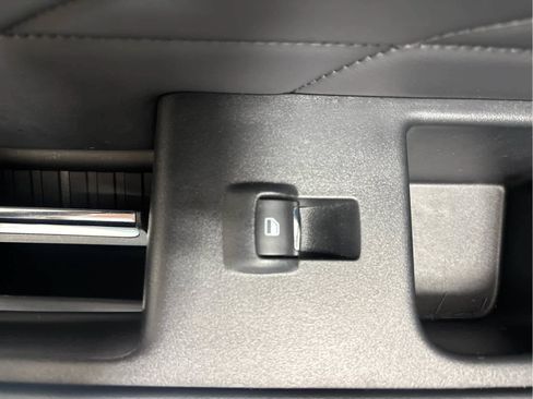 Certified 2024 Ford Expedition Platinum AWD/4WD image 32