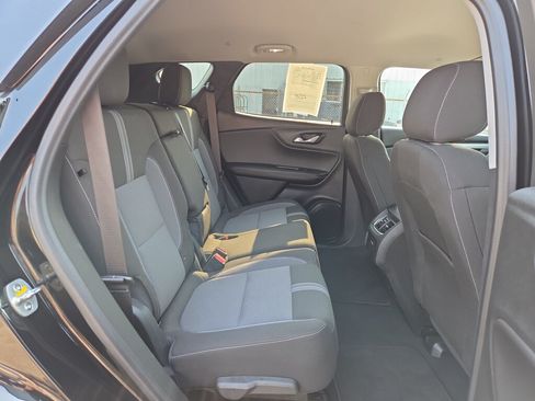 Used 2025 Chevrolet Blazer LT FWD image 14