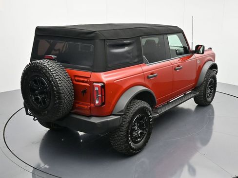 Used 2024 Ford Bronco Wildtrak AWD/4WD image 32