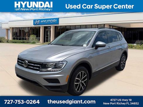 Used 2021 Volkswagen Tiguan SE w/ Panoramic Sunroof Package FWD image 1