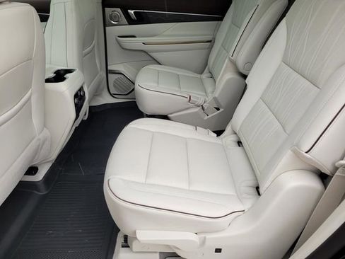 New 2026 Buick Enclave Avenir w/ Super Cruise Package AWD/4WD image 26