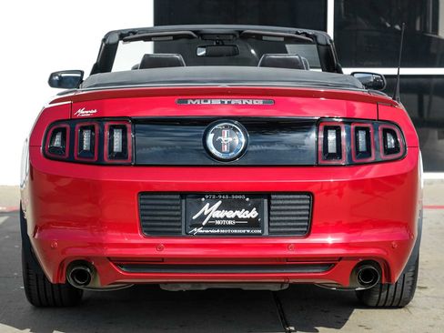 Used 2013 Ford Mustang Premium image 9