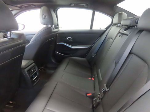 Used 2024 BMW 330i 330i image 15