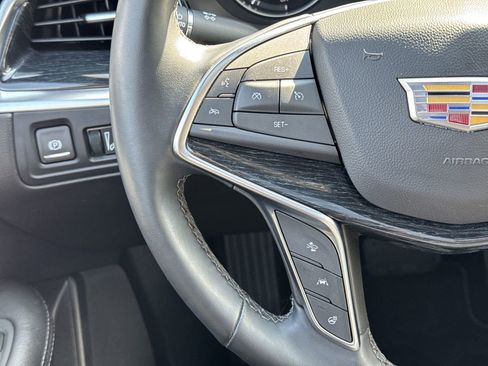 Used 2025 Cadillac XT5 Premium Luxury image 19