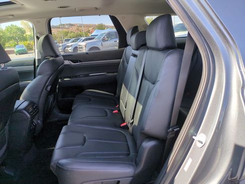 Used 2023 Hyundai Palisade SEL AWD/4WD image 28